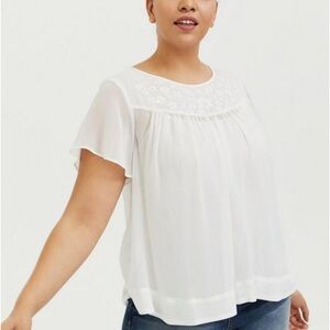 Torrid White Embroidered Chiffon semi sheer white Blouse plus size 2X XXL